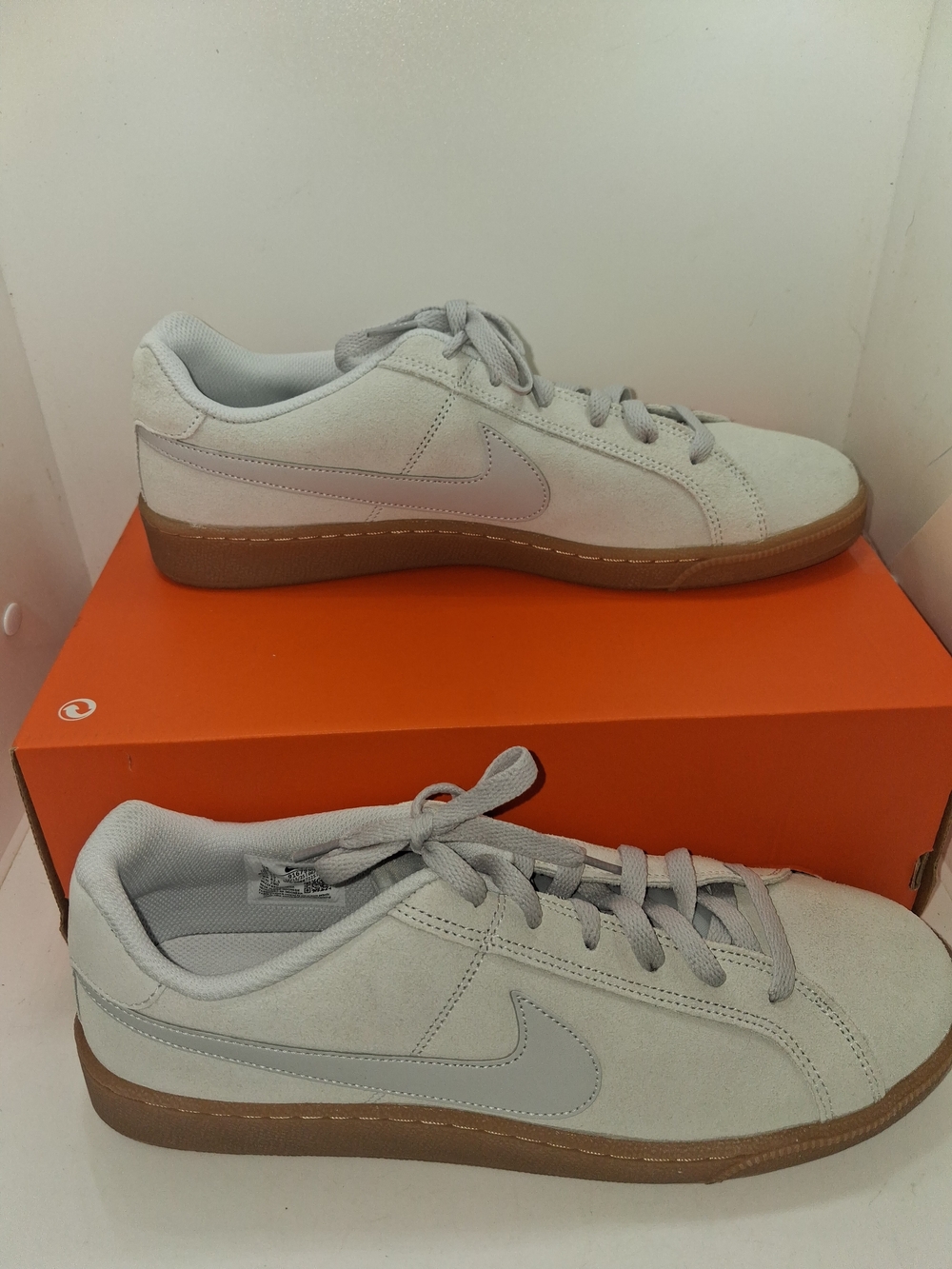 Nike Women's Court Royale Suede Platinum Gum Casual Shoes  Trainers New Size 12